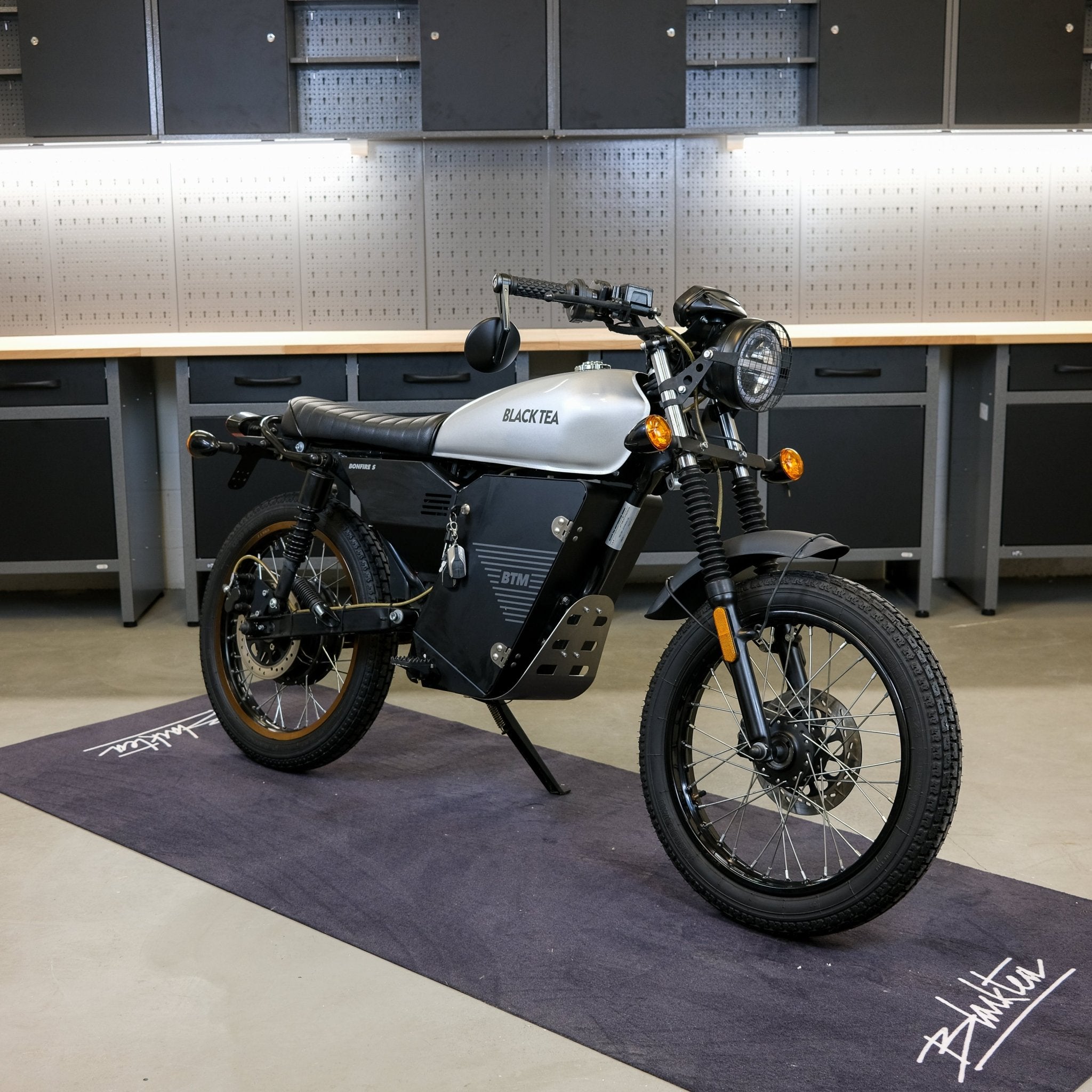 Bonfire 45 - Black Tea Motorbikes - Elektromotorräder hergestellt in Deutschland