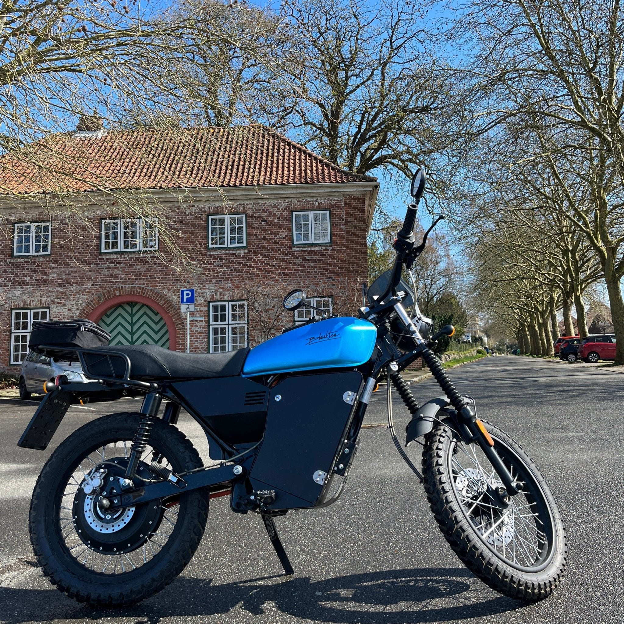 Bonfire Performance Probefahrt in Plön - Black Tea Motorbikes - Elektromotorräder hergestellt in Deutschland