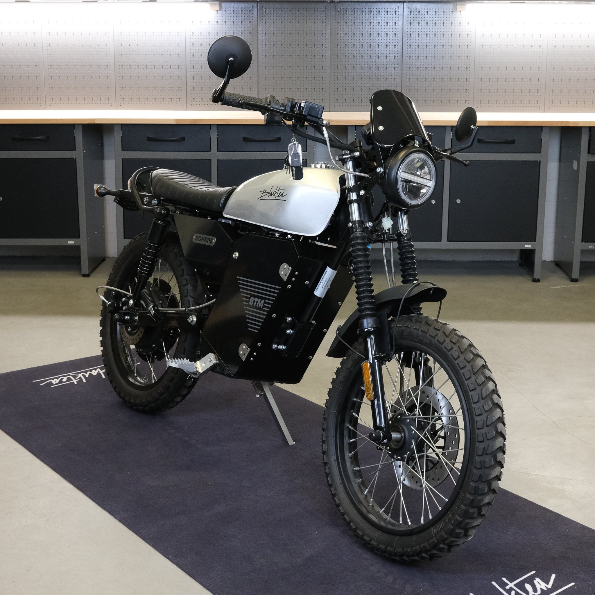 Bonfire Standard (neu) - Black Tea Motorbikes - Elektromotorräder hergestellt in Deutschland